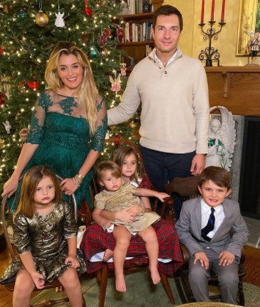 Image of author and philanthropist, Daphne Oz and her family