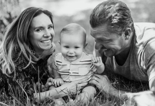 Image of renowned doctor, Dr. Ken Berry with his wife and son