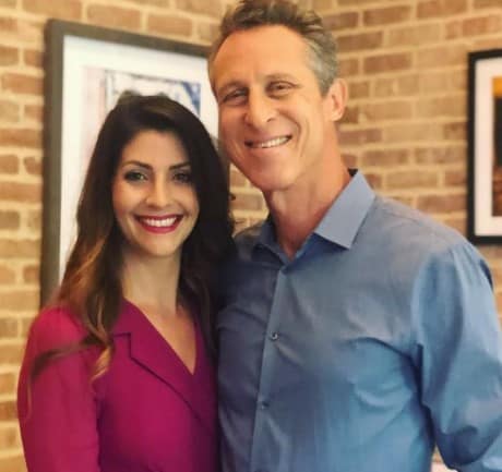Image of renowned physician, Dr. Mark Hyman and his wife,